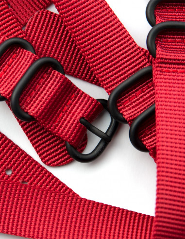 Le Bracelet Nato Rouge